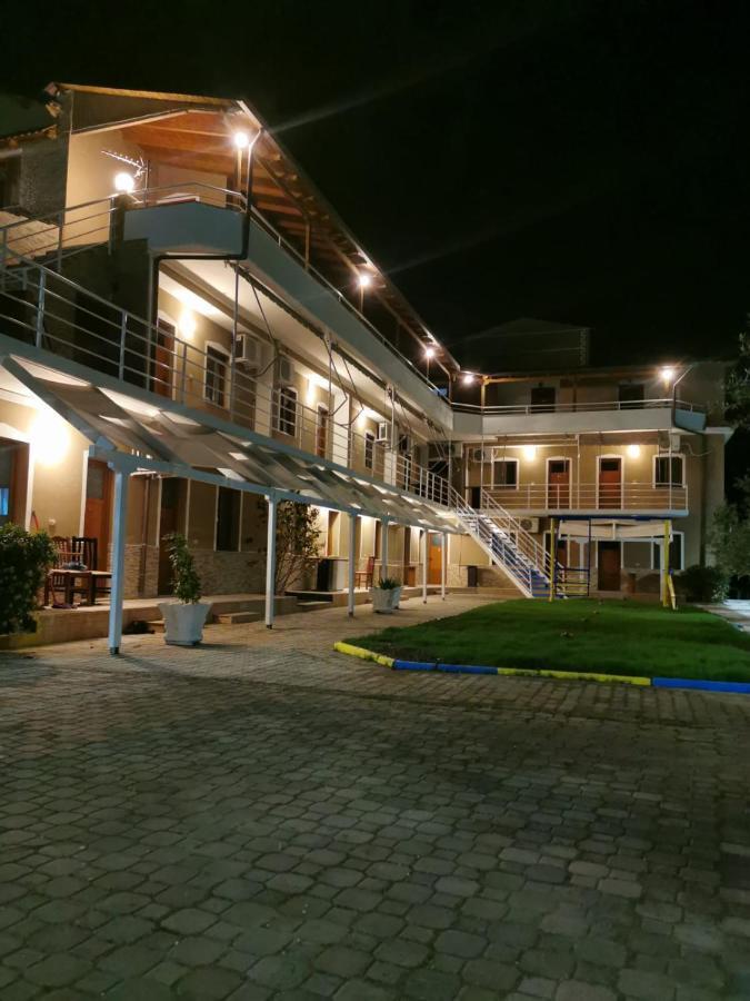 Dolce Italia Hotel Radhimë Dış mekan fotoğraf