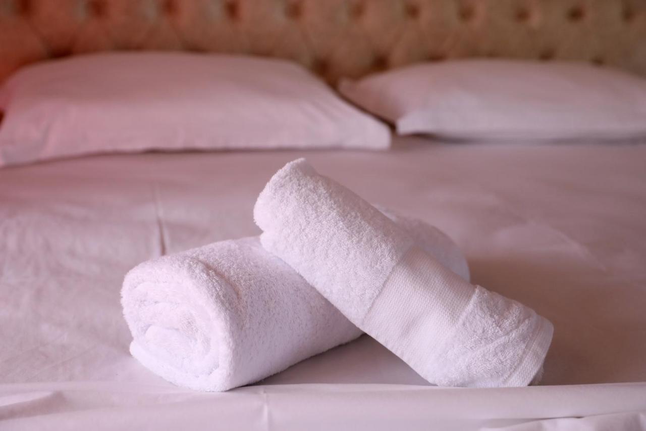 Dolce Italia Hotel Radhimë Dış mekan fotoğraf