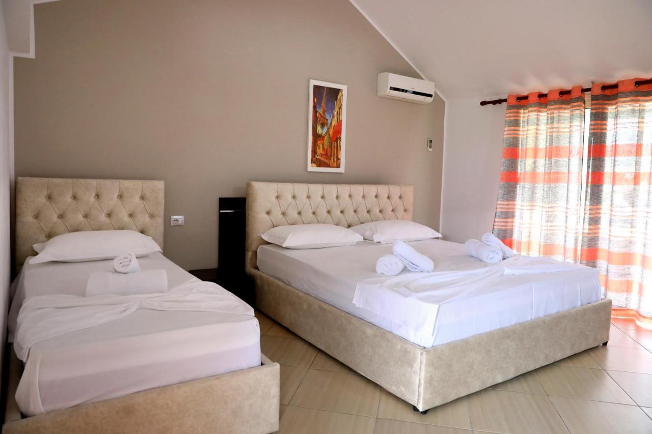 Dolce Italia Hotel Radhimë Dış mekan fotoğraf